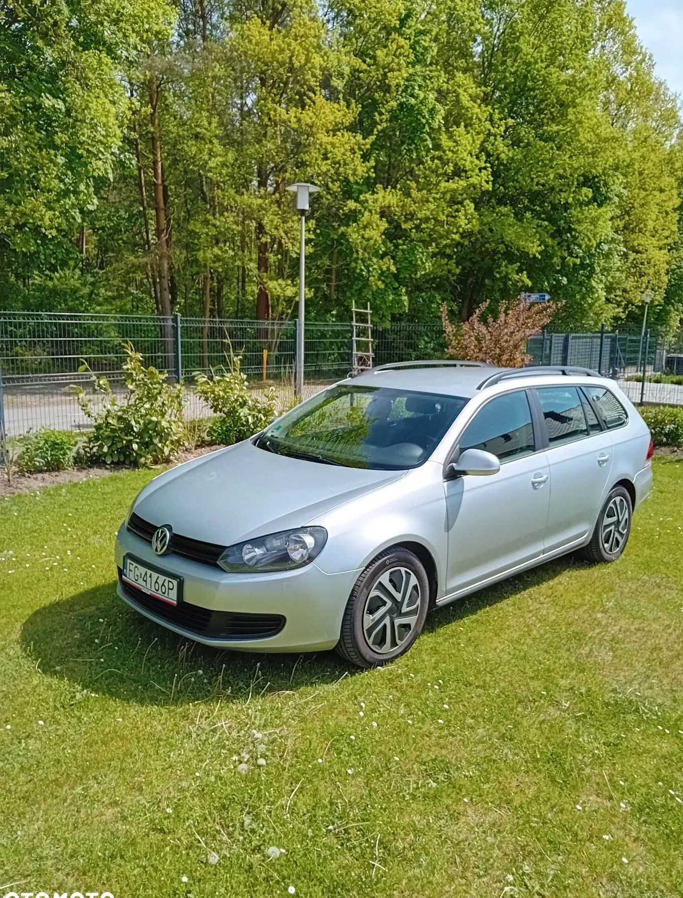 Volkswagen Golf cena 19900 przebieg: 250000, rok produkcji 2013 z Radom małe 352